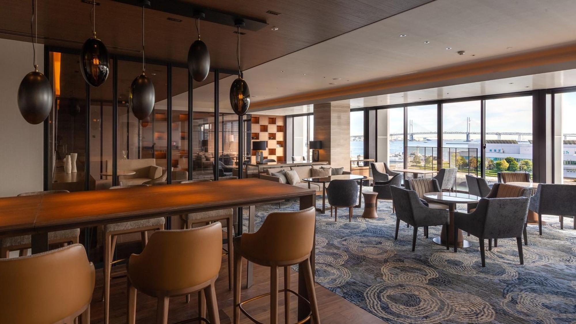 Intercontinental Yokohama Pier 8 By Ihg Hotel Exterior photo