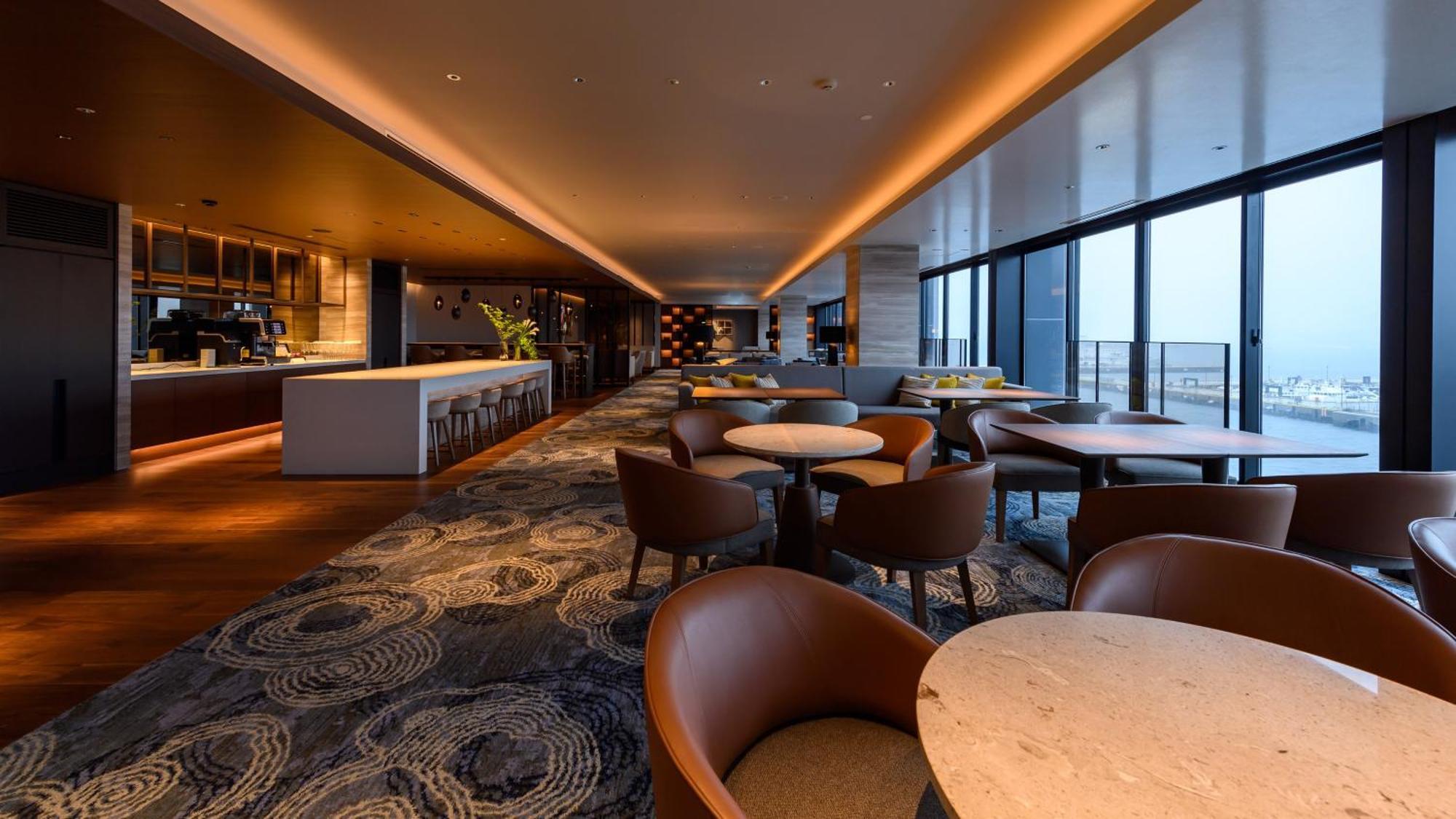 Intercontinental Yokohama Pier 8 By Ihg Hotel Exterior photo