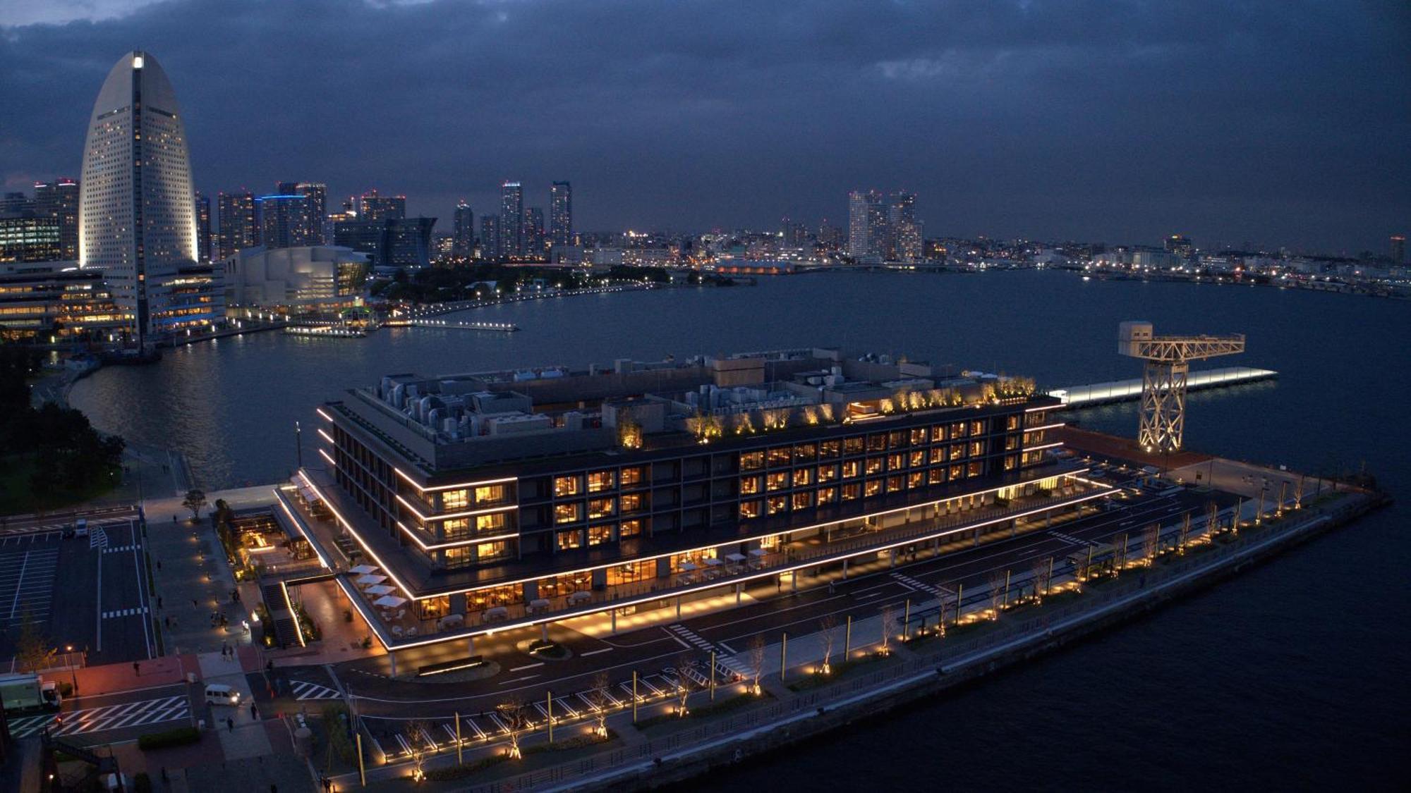 Intercontinental Yokohama Pier 8 By Ihg Hotel Exterior photo